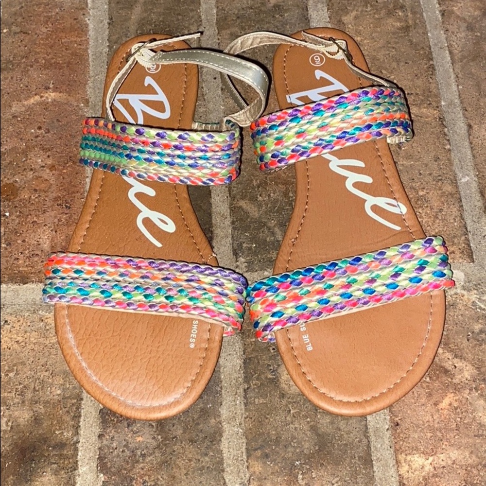 Women’s sandals